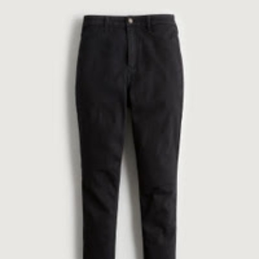 Hollister Curvy Ultra High-Rise Black Jean Leggings